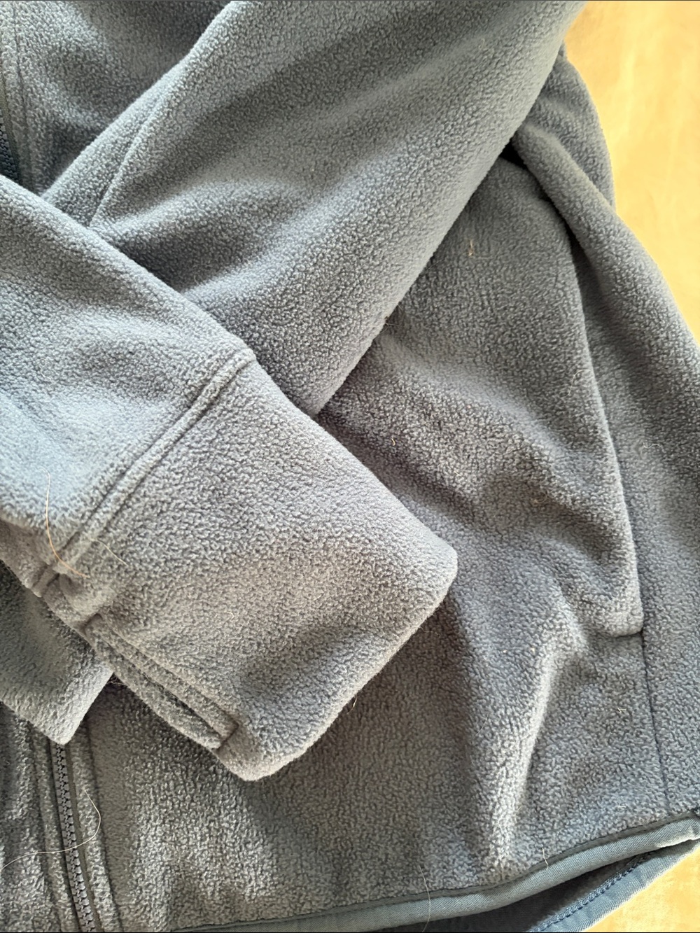 Old Navy Performance Zip-Down - Picture 4 of 6